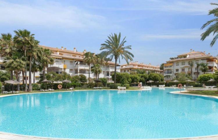 Lovely Apartment In Dama De Noche Marbella Esterno foto